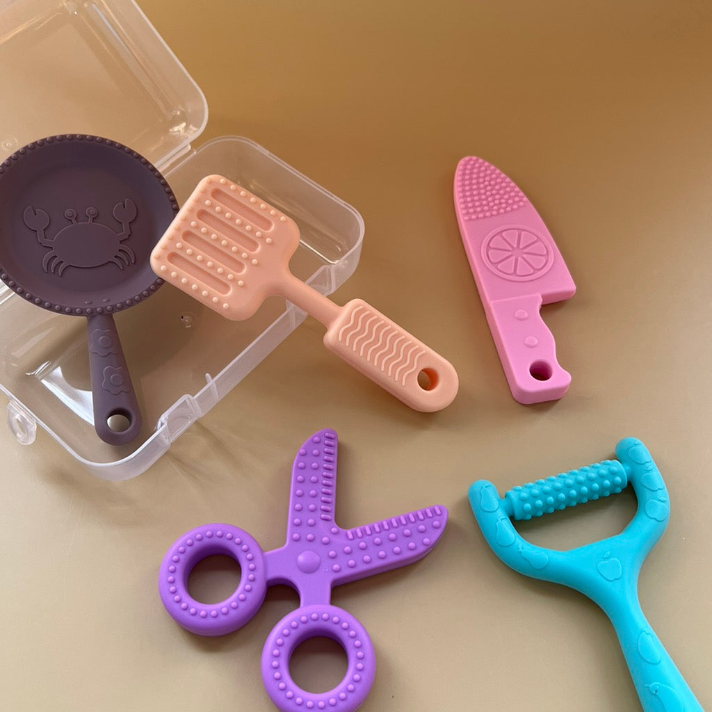 5pc Silicone Kitchen Tools Teether Set with Case