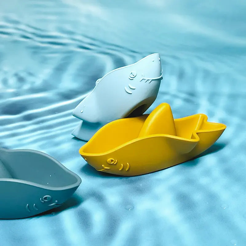 Silicone Shark Stack and Splash Bath Toy