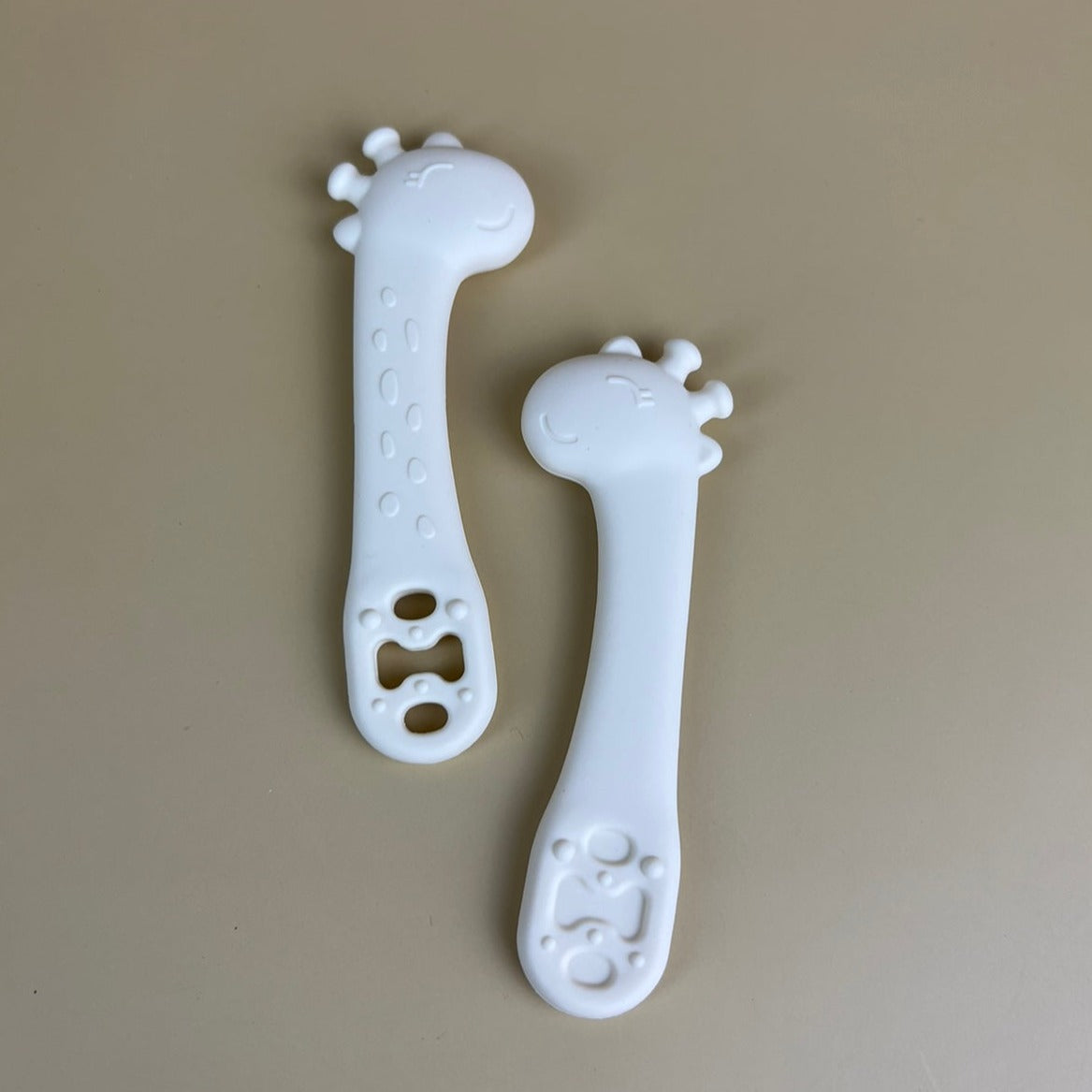 Silicone Giraffe Training Pre-Spoon Set