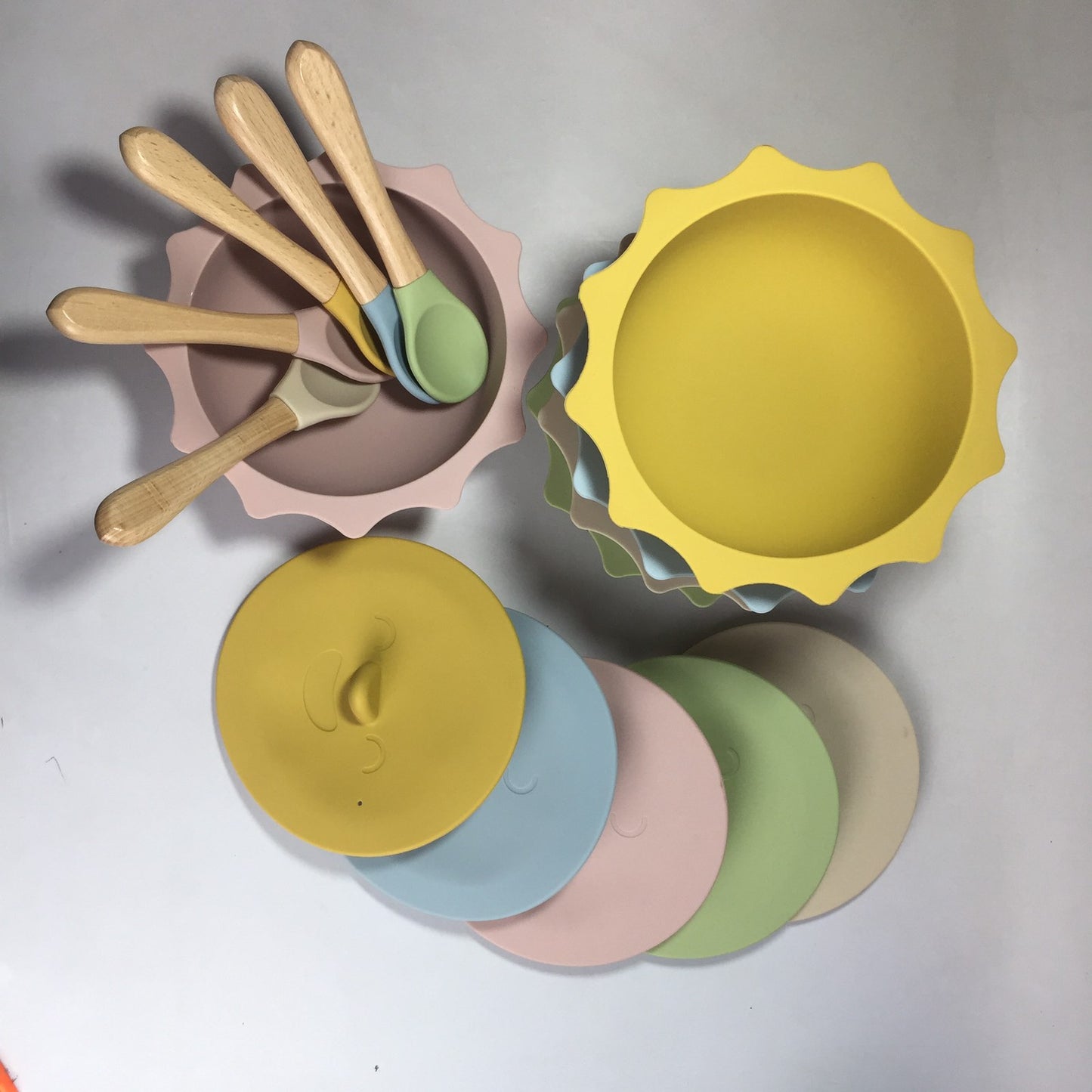 Silicone Sun Design Suction Bowl Feeding Set