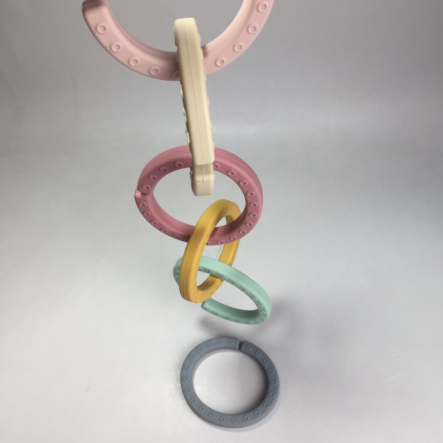 Silicone Teether Link Rings for Stroller & Car Seat